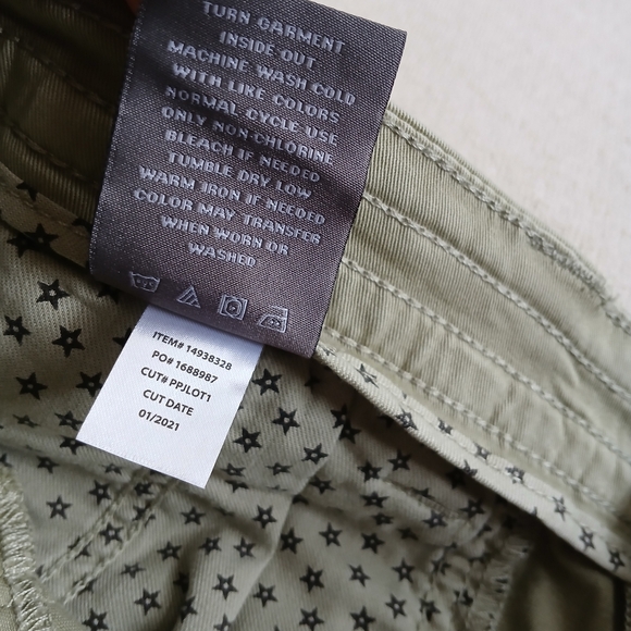 torrid ♡ military twill green short - Picture 9 of 9